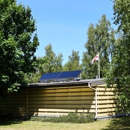 Saules kolektoru uzstādīšanas darbi Piedzīvojumu parkā Ventspilī