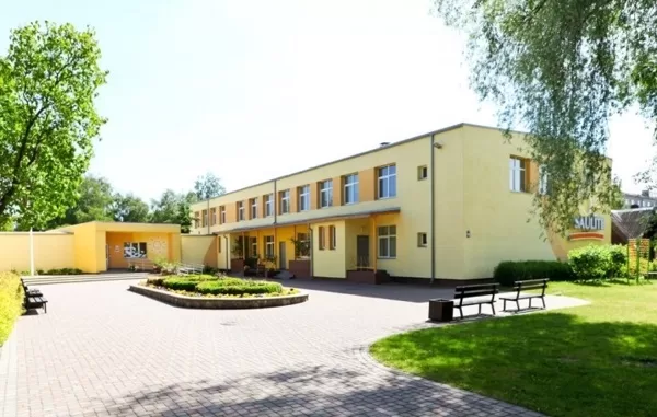 Ar ēkas fasādes renovāciju saistītie būvdarbi bērnudārzā "Saulīte"